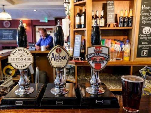 George Inn ラドストック エクステリア 写真